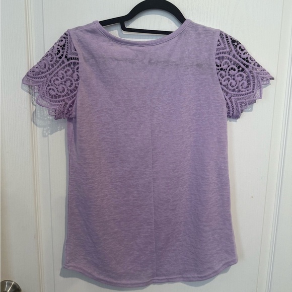 The Limited Purple Lace Sleeve Tee - Picture 4 of 4